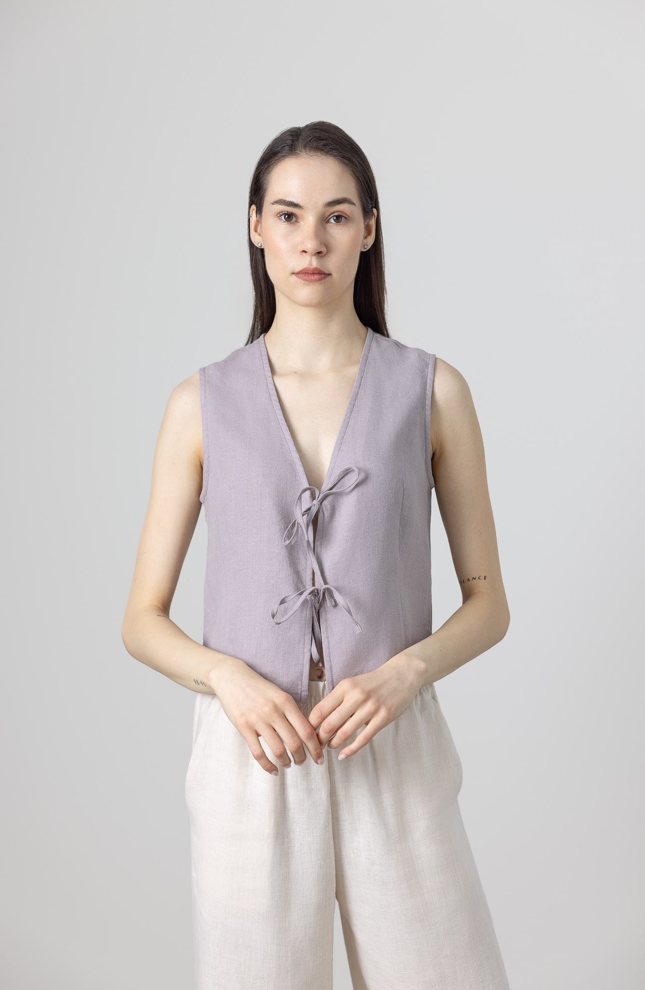 Minimalist linen vest with front ties – timeless, elegant, and crafted from natural linen fabric