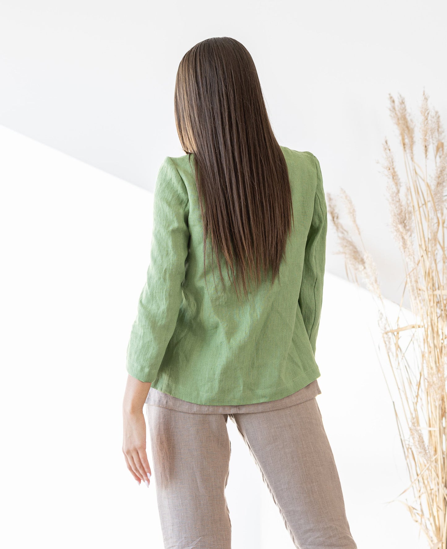 women linen blazer green