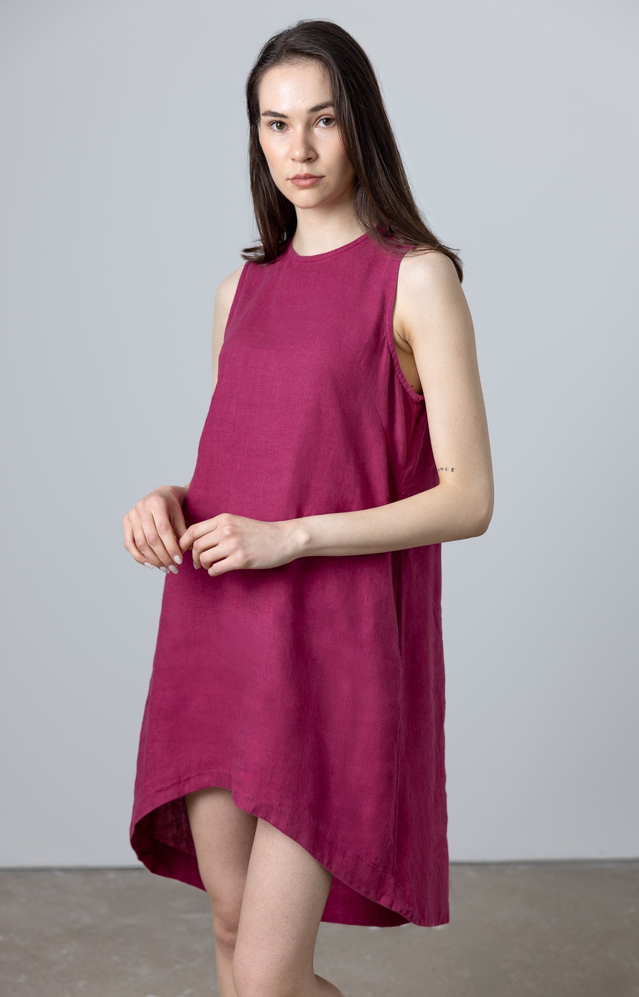 Elegant minimalist purple shift dress by MinimalisticLinen