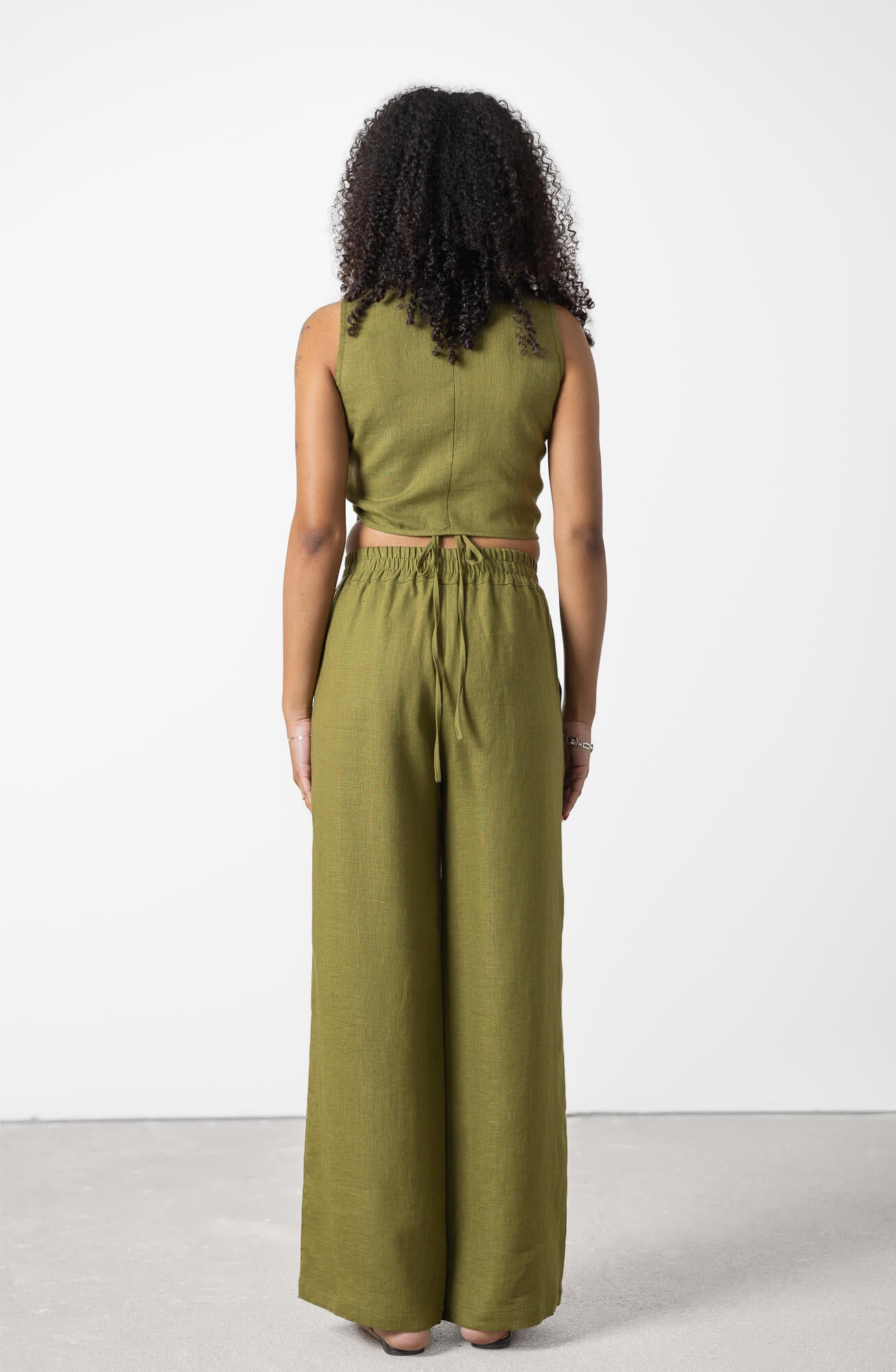 Minimalist cropped linen wrap top outfit