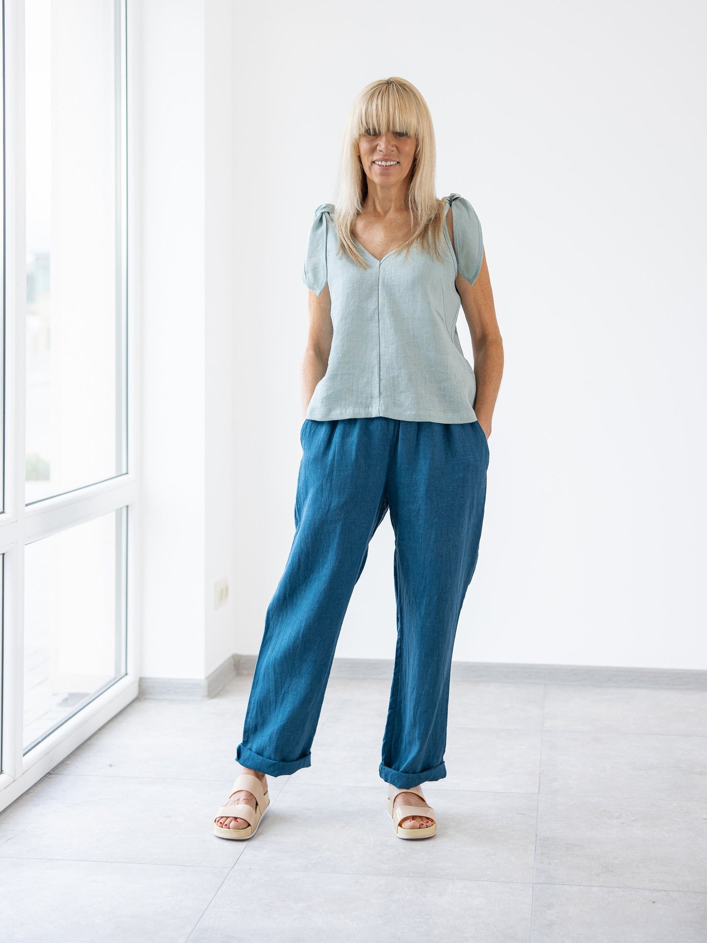 Load image into Gallery viewer, Blue Linen Pants for women
