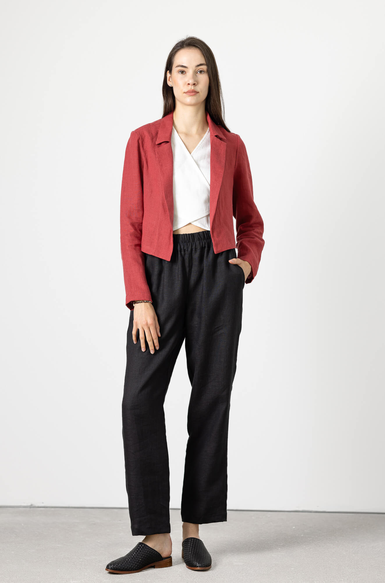 Minimalist women linen blazer short jacket outfit