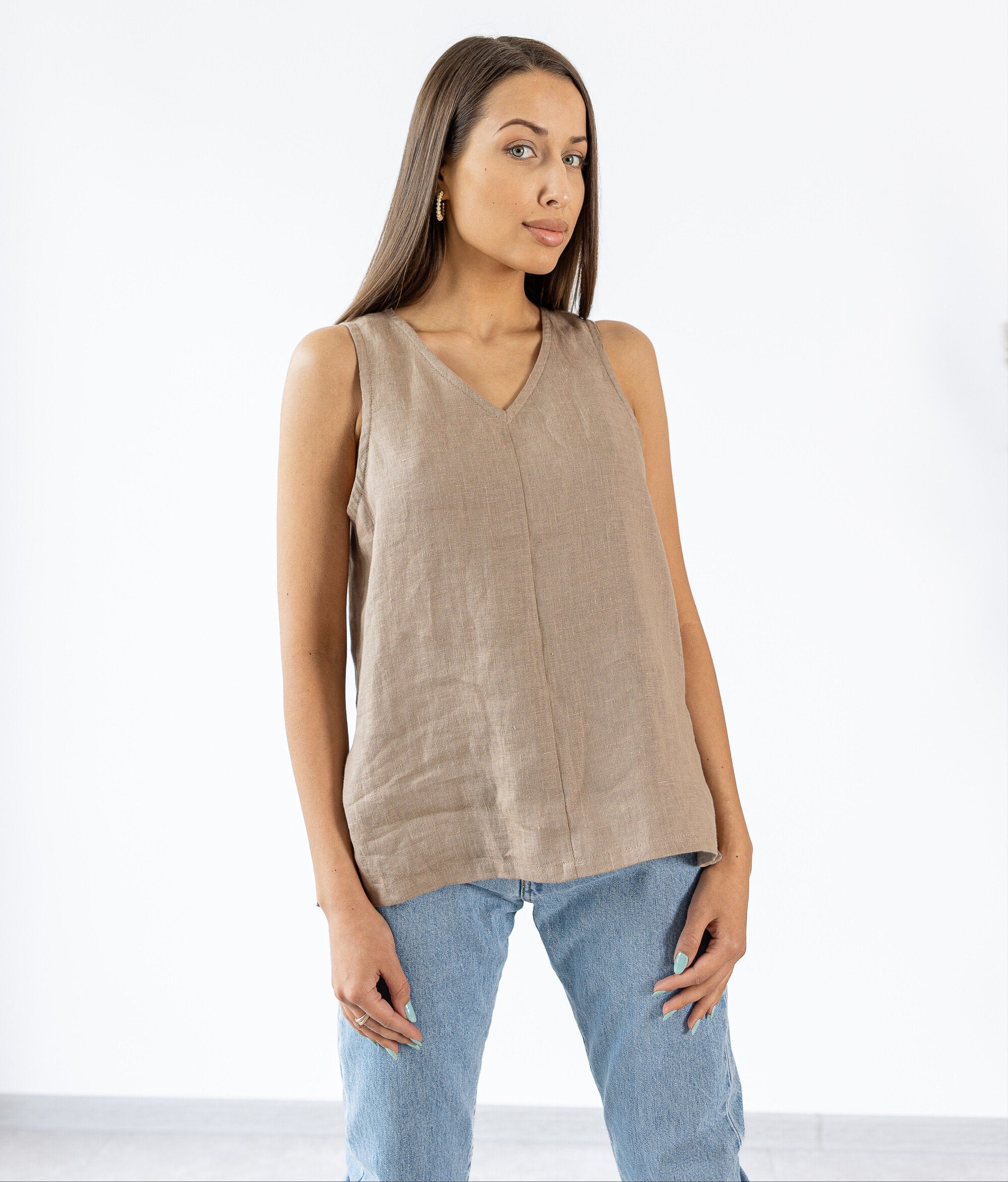 トップス LINEN SLUB TANK TOP teak brown LINEN SLUB TANK TOP in teak brown