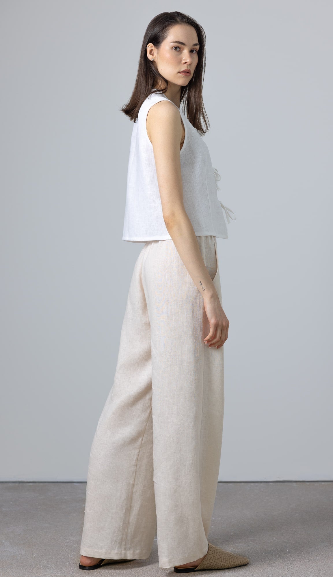 White linen top vest