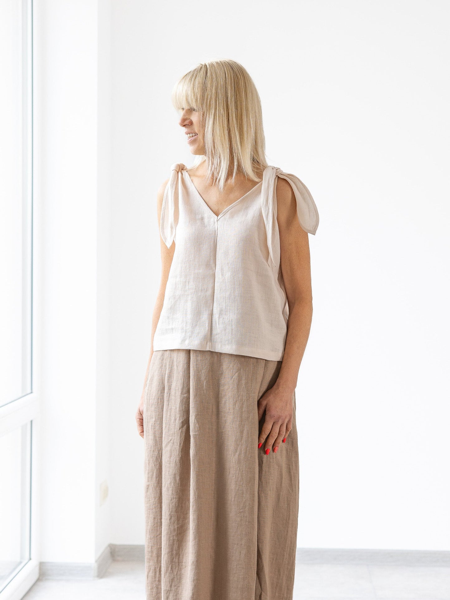 Nica - Linen Bow Shoulder Tank Top