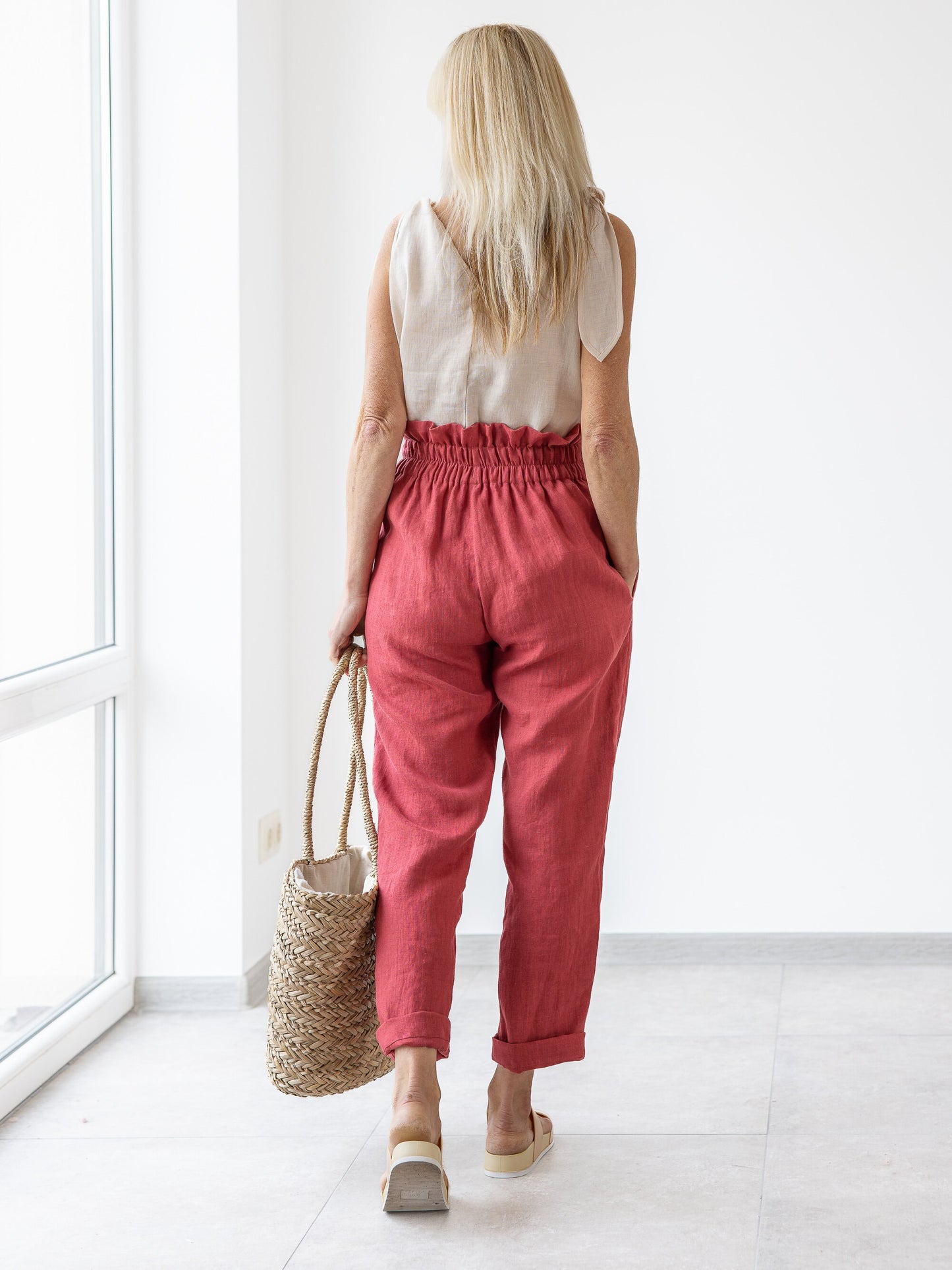 Load image into Gallery viewer, Handmade linen pants red
